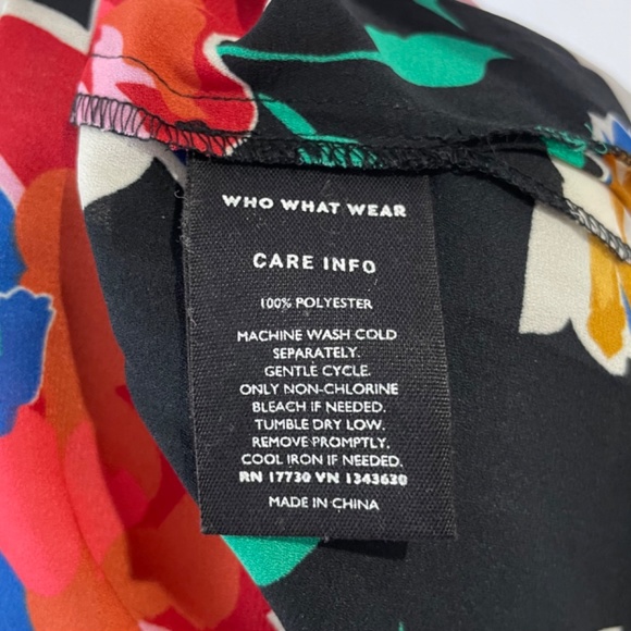 Who What Wear Floral Print Sleeveless Blouse Tank Top Black Multi Size Small - Picture 15 of 15